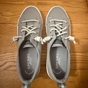 Sperry Women’s Light Gray Canvas Lace-Up Sneakers